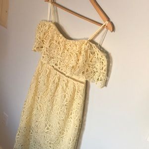 Pale yellow off-the-shoulder dress. Size Medium